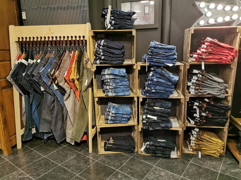 London Store à Heusy - Magasin de vêtements - Magasin de vêtements pour hommes | Boncado - photo 4