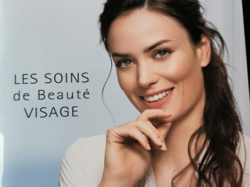 Divine Essence - Les Elles Coiffure à Rocourt - Beauté & Bien-être - Beauté & Bien-être | Boncado - photo 9