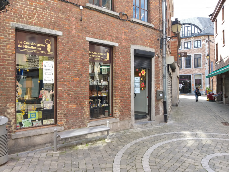 La Conciergerie de Nivelles à Nivelles - Cadeau- en souvenirwinkel - Ambachtswinkel | Boncado - photo 2