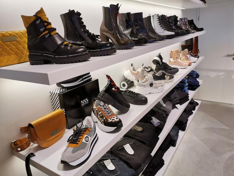 JUST LOU à Haccourt - Magasin de vêtements - Magasin de chaussures | Boncado - photo 4