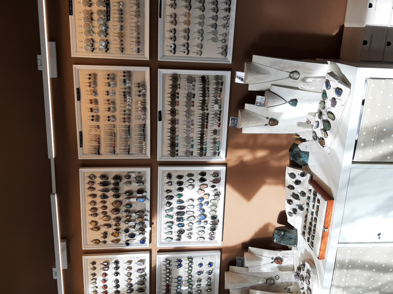 Espace Etain Scelle - Serenity Store à Nivelles - Boutique de bijoux et de montres - Boutique d’art et d’artisanat | Boncado - photo 3