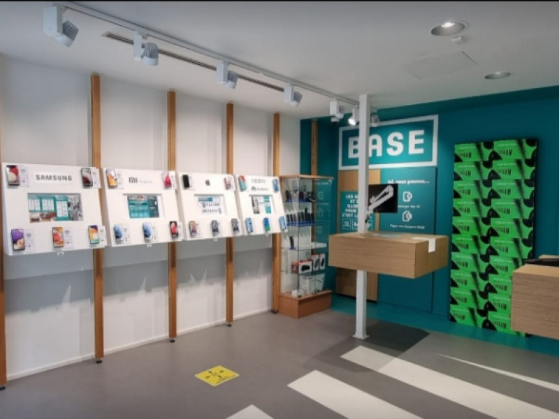 BASE by LOPES Verviers à Verviers - Geschäft für GSM und Telekommunikation - Geschäft für TV – Hifi – Video und Elektroartikel | Boncado - photo 5