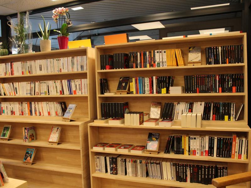 L'Aventure à Malmedy - Buch-, Musik- und DVD-Geschäft - Geschäft für Freizeitartikel | Boncado - photo 6