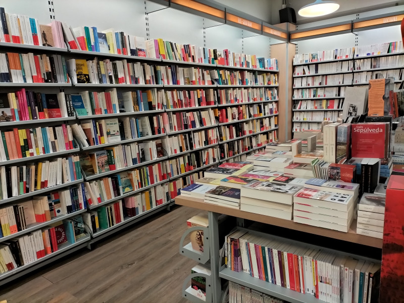 Librairie La Procure à Tournai - Unabhängige Buchhandlung - Buch-, Musik- und DVD-Geschäft | Boncado - photo 4