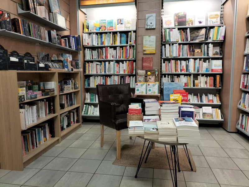 Librairie La Procure à Tournai - Librairie indépendante - Magasin de livres, musique et DVD | Boncado - photo 13