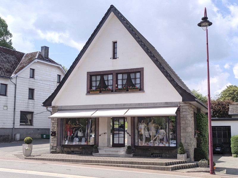 Textilhaus Kaulmann à Bütgenbach - Kledingwinkel - Accessoires en fantasieën | Boncado - photo 2