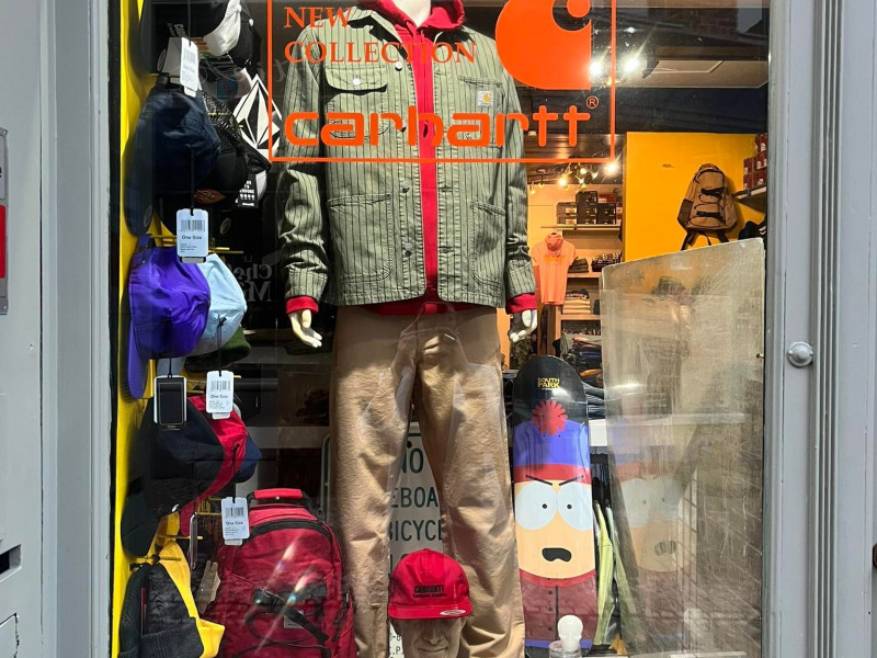 slide skate shop à tournai - Magasin de vêtements | Boncado - photo 3