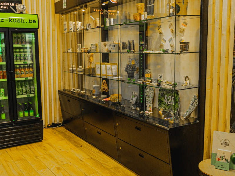 Dr. Kush Cbd store Centre à Bruxelles - Tabak - elektronische sigaretten | Boncado - photo 28