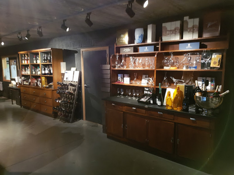 LA CAVE DES SOMMELIERS SPRL à HABAY - Winkel gespecialiseerd in de verkoop van alcohol - Wijn en sterke dranken | Boncado - photo 4