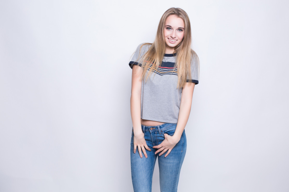 Idée cadeau - shooting photos de 2h, en studio (en extérieur sous conditions), avec 5 photos non retouchées. - photo 7