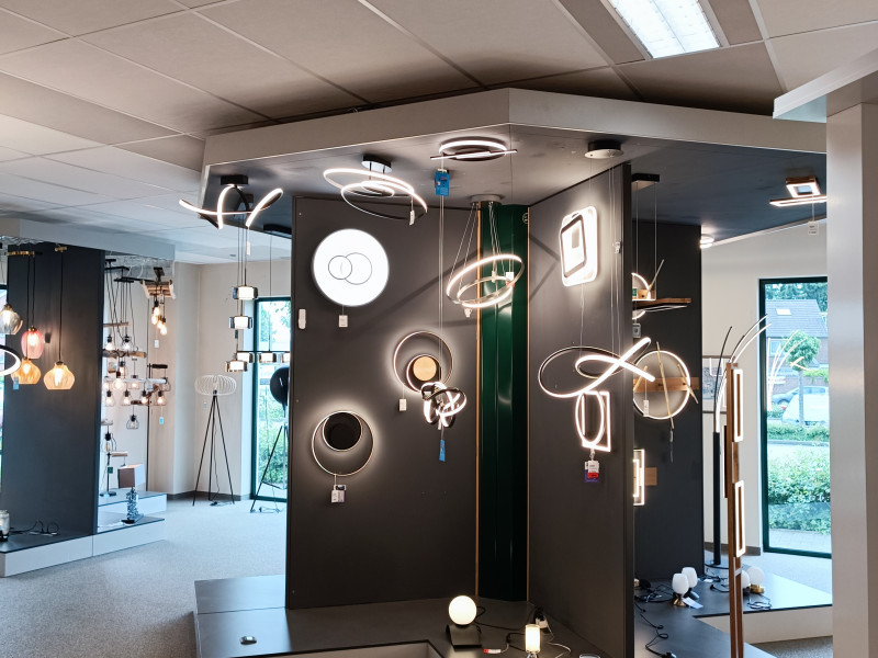 Niederau à Eupen - Magasin de TV - Hifi - Vidéo - Electro - Magasin de luminaires | Boncado - photo 2