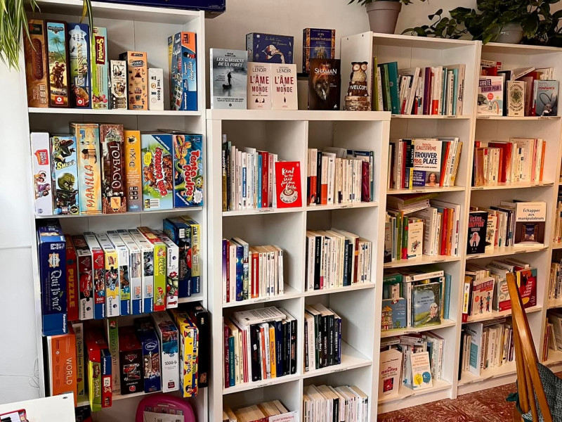 Les Bonbons Littéraires à Andenne - Librairie indépendante - Dépôt-vente | Boncado - photo 7