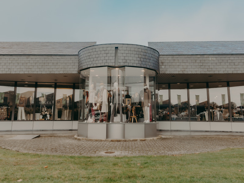 Maison Delvenne à Malmedy - Bekleidungsgeschäft - Geschäft für Brautmoden | Boncado - photo 6
