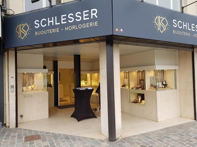 Schlesser Bijouterie Horlogerie à Dinant - Sieraden- en horlogewinkel | Boncado - photo 2