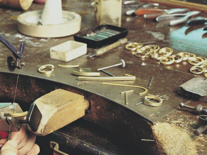 Schlesser Bijouterie Horlogerie à Dinant - Schmuck- und Uhrengeschäft | Boncado - photo 3