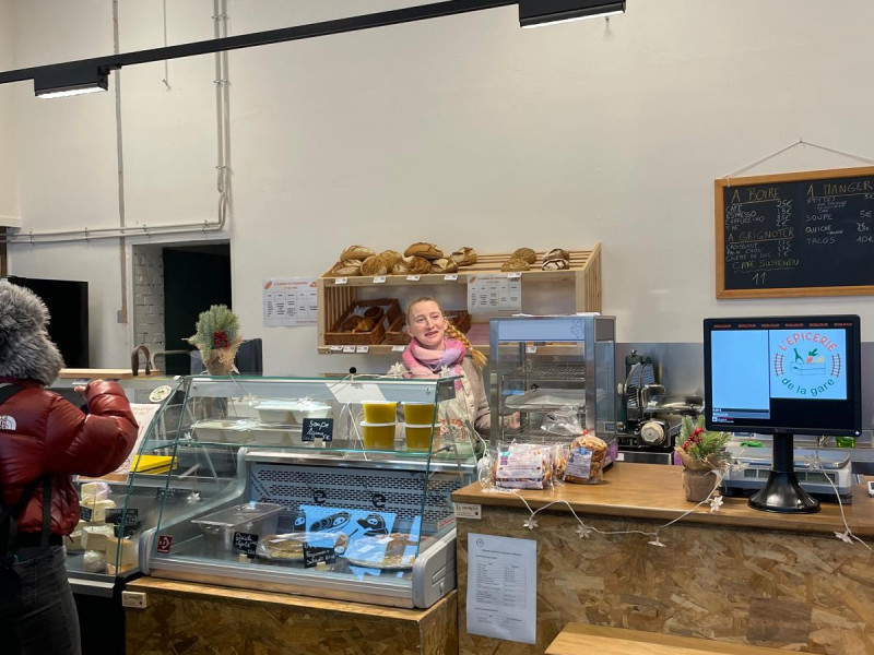 Epicerie de la gare à Dinant - Café - Restaurantservice | Boncado - photo 9