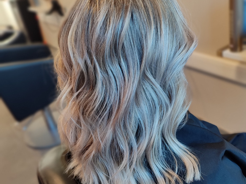 Tête en L'Hair Stavelot à Stavelot - Salon de coiffure | Boncado - photo 6