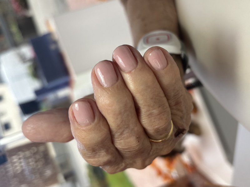 ManonByAnais à Robertville - Manucure & pose d'ongles - Massage & soins du corps | Boncado - photo 10
