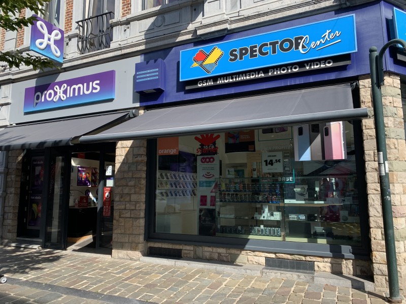 Spector lopes à verviers - Winkel voor computerapparatuur - Fotograaf | Boncado - photo 3