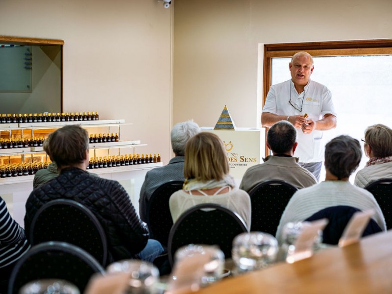 ÔÔ Paradis des Sens - Parfumerie & Découvertes - Créez votre Parfum vous-même ! à Yves-Gomezée - Vrijetijdswinkel - Schoonheid en welzijn | Boncado - photo 23