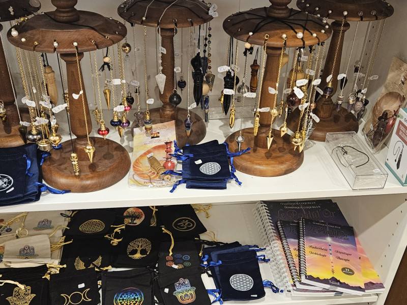 Entre Ciel et Terre Boutique Esotérique lithothérapie à Liège - Lithothérapie & Bien-être | Boncado - photo 16