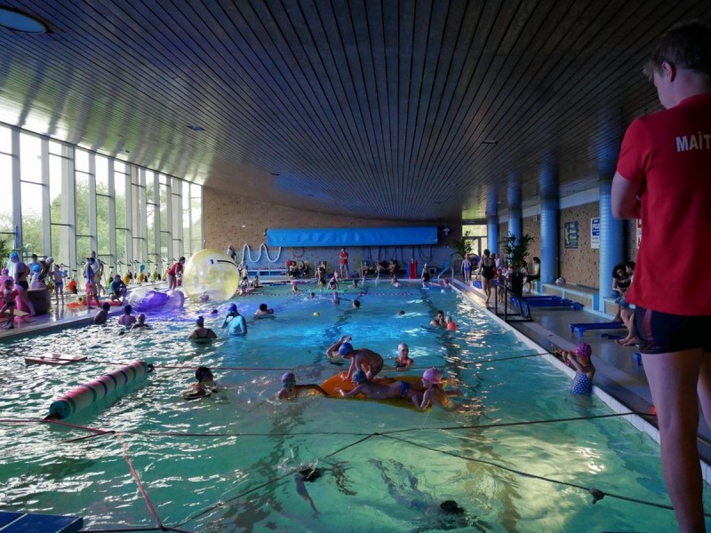 RCA Oupeye (Piscine) à Haccourt - Sportclub - Schwimmbad | Boncado - photo 2
