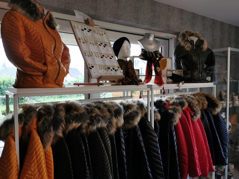 SYDE à Tiège - Boutique de bijoux et de montres - Magasin de vêtements | Boncado - photo 7