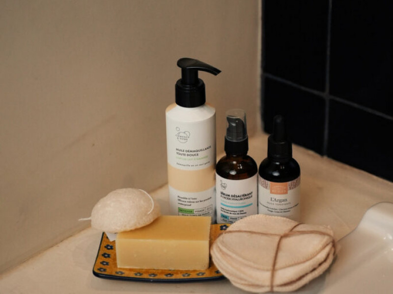 LES SAVONS DE LYNA à Bruxelles - Cosmeticawinkel - Parfumerie - Cosmetica | Boncado - photo 15